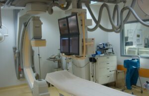 Cardiovascular Logistics Names Dr. Gary Kirsh Chief Executive Officer Modern cardiac catheterization laboratory. Photo: Neoflash, Wikimedia Commons, CC BY-SA 3.0.