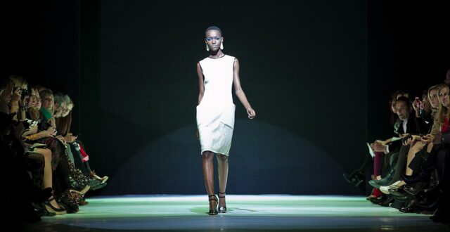 fashion runway arab fashion council A fashion runway show. Illustrative image via Wikimedia Commons, CC BY-SA 2.0.
