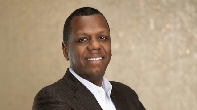 Selective Insurance returns Wole Coaxum to its board as an independent director