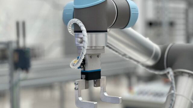 Robotic arm on an automated production line, the subject matter of Manufacturing World Tokyo 2027