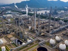 Venezuela Energy Week Set for Caracas in February Aerial view of an oil refinery complex in daylight, illustrating the downstream energy sector