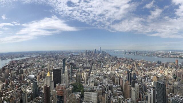 em-tradeweb-20261025am Daylight aerial view of Midtown and Lower Manhattan, New York, the centre of United States corporate bond trading